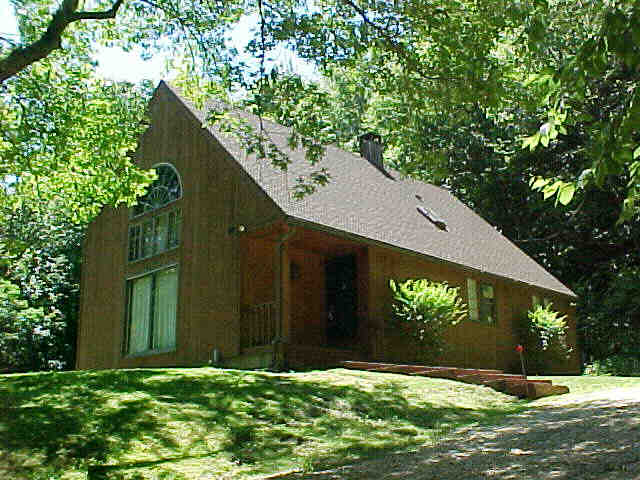 Building photograph for 9 BURTON ROAD